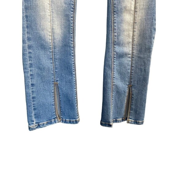 Umgee Jeans Size 26 Cropped Flare Blue Stone Washed Denim Boho 5 Pocket Stretch - Picture 4 of 10